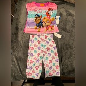 Girls paw patrol pajamas size 18M with tags